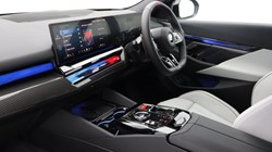 BMW M5 5dr DCT 5519732