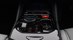 BMW M5 5dr DCT 5519729