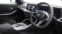 BMW 3 SERIES 320i M Sport 4dr Step Auto 5938164