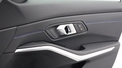 BMW 3 SERIES 320i M Sport 4dr Step Auto 5938166