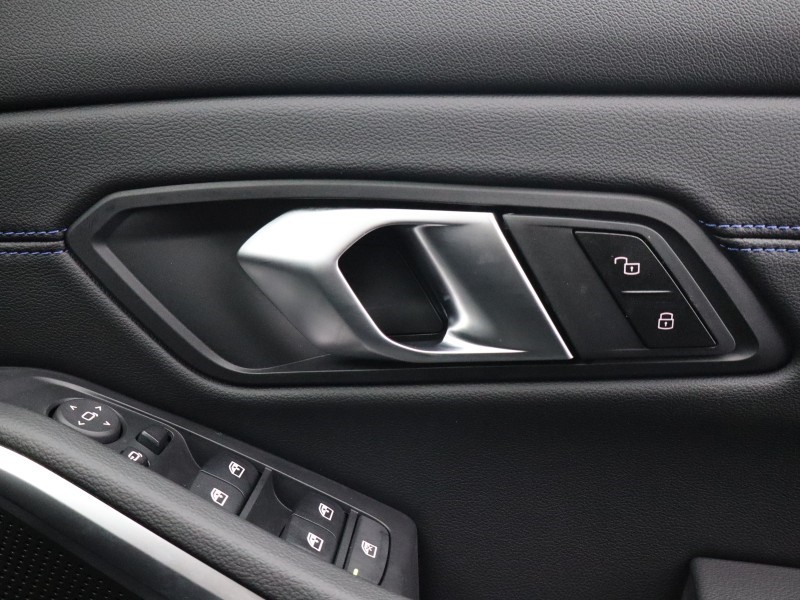  BMW 3 SERIES 320i M Sport 4dr Step Auto 5938167