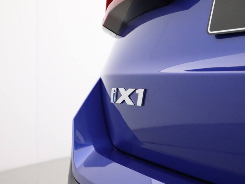  BMW iX1 150kW eDrive20 Shadow Ed 65kWh 5dr Auto [22kWCh] 5927160