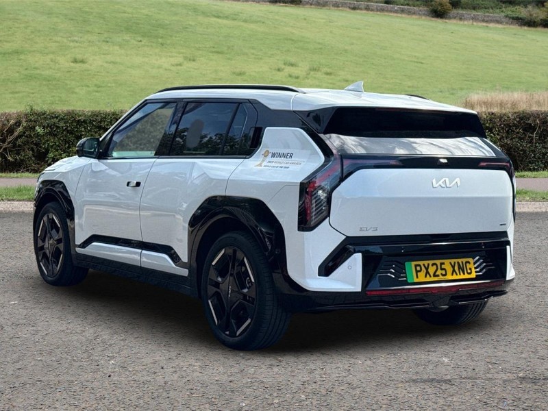 2025 (25) KIA EV3 148kW GT-Line S 81.4kWh 5dr Auto 1