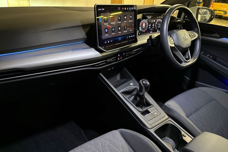 2025 (25) VOLKSWAGEN GOLF 1.5 TSI 150 Match 5dr 4843750