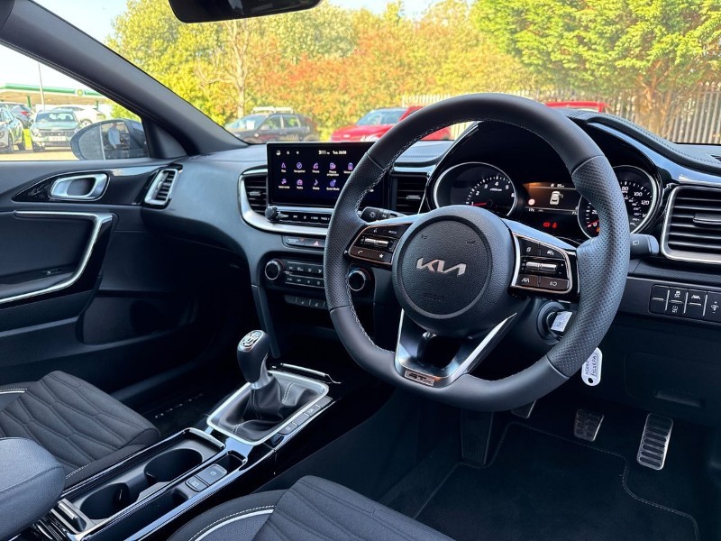 2025 (25) KIA XCEED 1.5T GDi ISG 138 GT-Line 5dr 4486822
