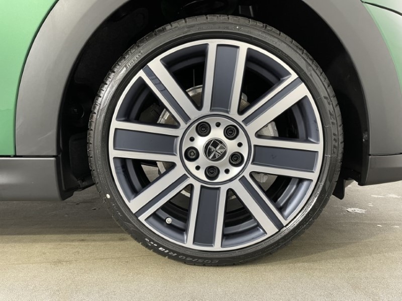 2024 (73) MINI HATCHBACK 1.5 Cooper Exclusive Premium 3dr Auto 2863624