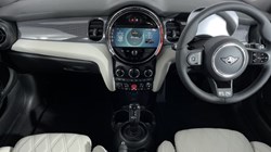 2024 (73) MINI HATCHBACK 1.5 Cooper Exclusive Premium 3dr Auto 2863626