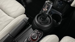 2024 (73) MINI HATCHBACK 1.5 Cooper Exclusive Premium 3dr Auto 2863604