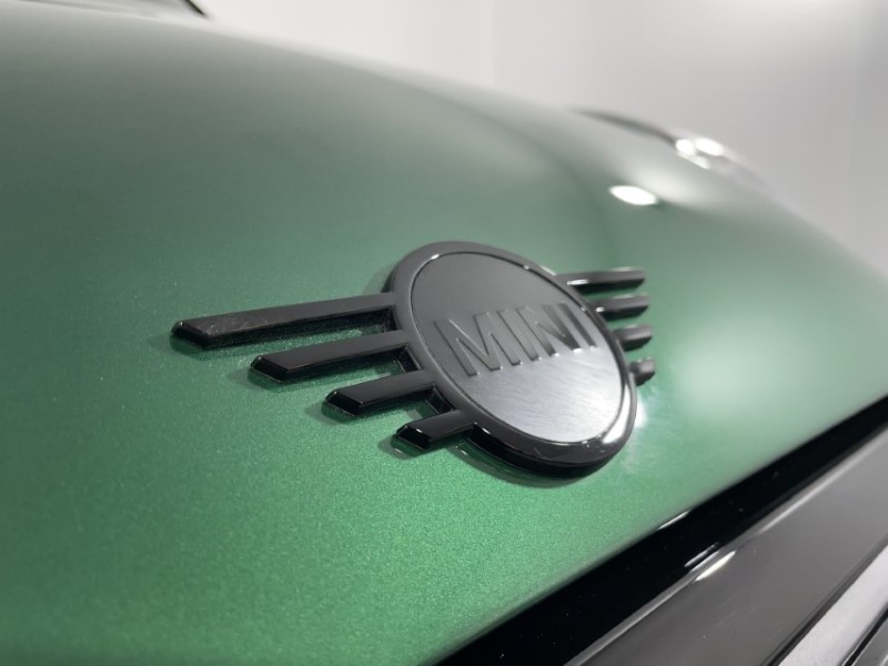 2024 (73) MINI HATCHBACK 1.5 Cooper Exclusive Premium 3dr Auto 2863672
