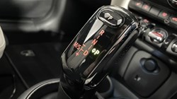 2024 (73) MINI HATCHBACK 1.5 Cooper Exclusive Premium 3dr Auto 2863605