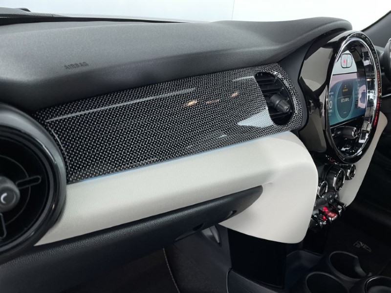 2024 (73) MINI HATCHBACK 1.5 Cooper Exclusive Premium 3dr Auto 2863618