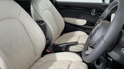 2024 (73) MINI HATCHBACK 1.5 Cooper Exclusive Premium 3dr Auto 2863610