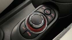 2024 (73) MINI HATCHBACK 1.5 Cooper Exclusive Premium 3dr Auto 2863606