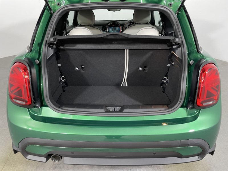 2024 (73) MINI HATCHBACK 1.5 Cooper Exclusive Premium 3dr Auto 2863613