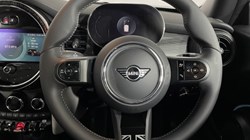 2024 (73) MINI HATCHBACK 1.5 Cooper Exclusive Premium 3dr Auto 2863632