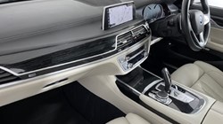 2016 (66) BMW 7 SERIES 750i M Sport 4dr Auto 3003824