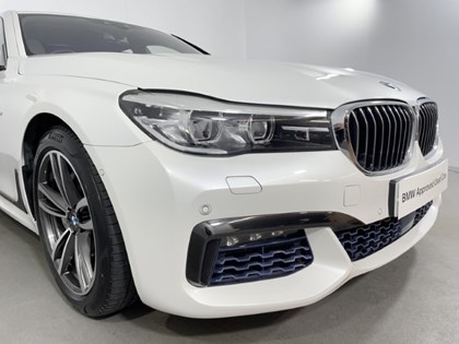 2016 (66) BMW 7 SERIES 750i M Sport 4dr Auto