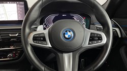 2022 (72) BMW 5 SERIES 530e M Sport 4dr Auto 2987792