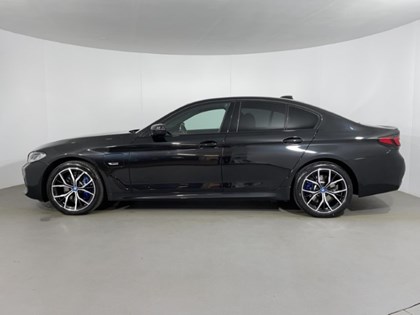2022 (72) BMW 5 SERIES 530e M Sport 4dr Auto