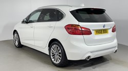 2018 (68) BMW 2 SERIES 220i Luxury 5dr DCT 2