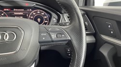 2018 (18) AUDI Q5 2.0 TDI Quattro S Line 5dr S Tronic 3108542