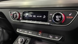 2018 (18) AUDI Q5 2.0 TDI Quattro S Line 5dr S Tronic 3108544