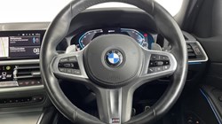 2021 (21) BMW 3 SERIES 330e M Sport 5dr Step Auto 3080328