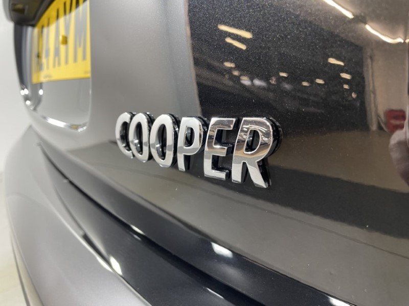 2024 (24) MINI HATCHBACK 1.5 Cooper Classic Premium 3dr Auto 3112701
