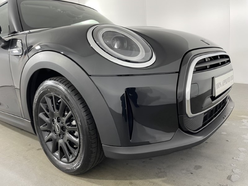 2024 (24) MINI HATCHBACK 1.5 Cooper Classic Premium 3dr Auto 3112699