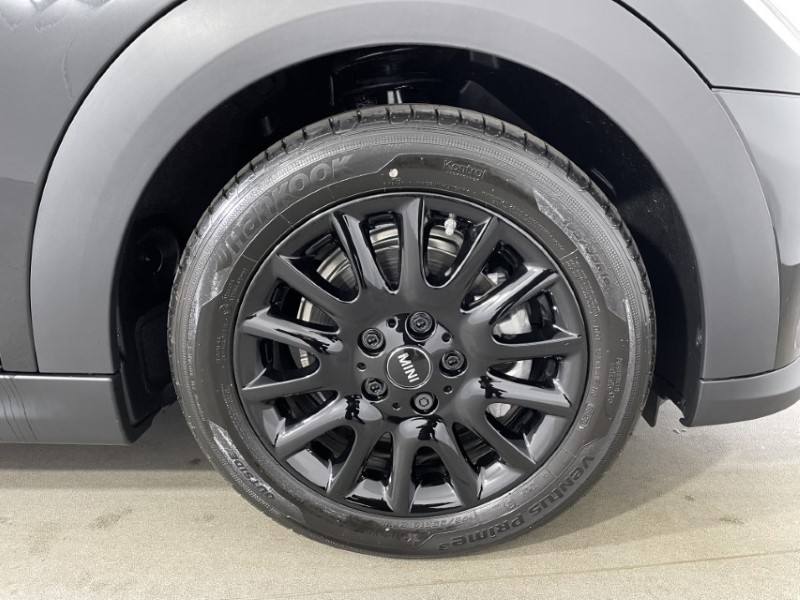 2024 (24) MINI HATCHBACK 1.5 Cooper Classic Premium 3dr Auto 3112696
