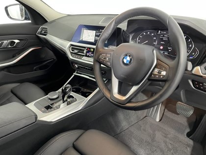 2021 (21) BMW 3 SERIES 318i Sport 4dr Step Auto