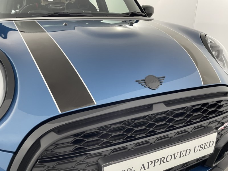 2024 (24) MINI HATCHBACK 1.5 Cooper Sport Premium Plus 3dr Auto 3076803