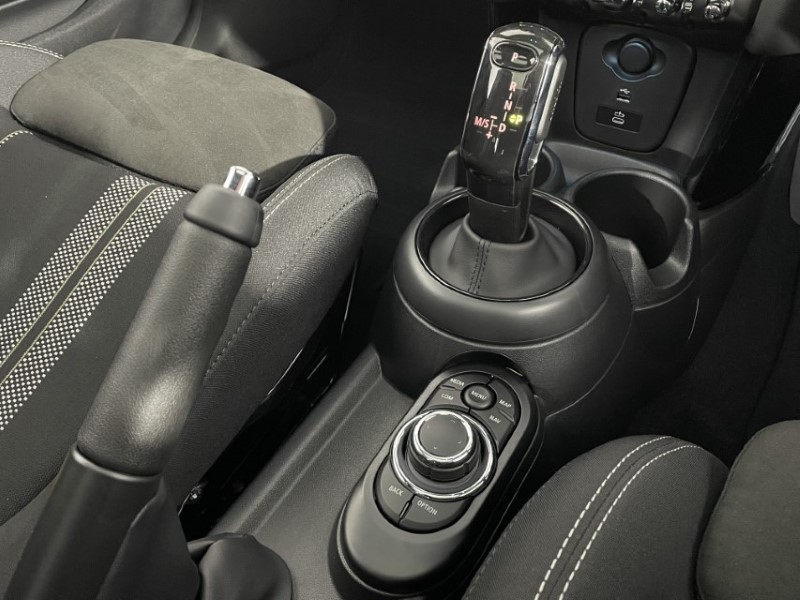 2024 (24) MINI HATCHBACK 1.5 Cooper Sport Premium Plus 3dr Auto 3076767