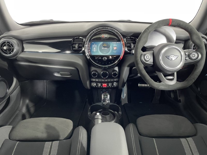 2024 (24) MINI HATCHBACK 1.5 Cooper Sport Premium Plus 3dr Auto 3076810