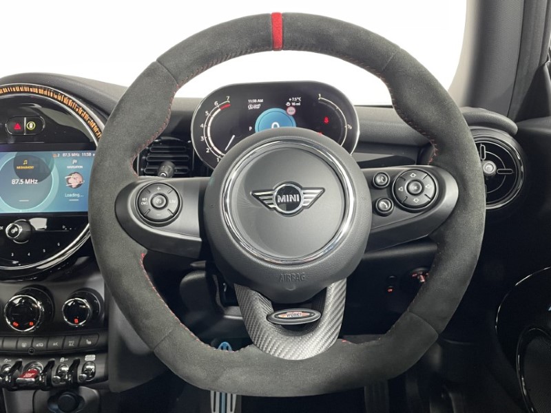 2024 (24) MINI HATCHBACK 1.5 Cooper Sport Premium Plus 3dr Auto 3076774