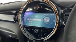 2024 (24) MINI HATCHBACK 1.5 Cooper Sport Premium Plus 3dr Auto 3076778