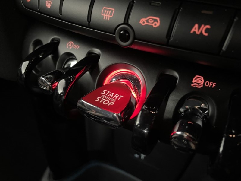 2024 (24) MINI HATCHBACK 2.0 John Cooper Works Premium 3dr 3073393