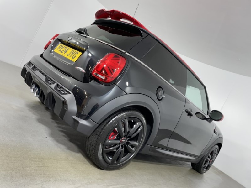 2024 (24) MINI HATCHBACK 2.0 John Cooper Works Premium 3dr 3073422