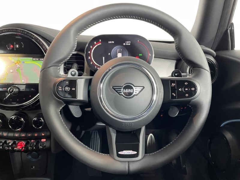 2024 (24) MINI HATCHBACK 2.0 John Cooper Works Premium 3dr 3073394