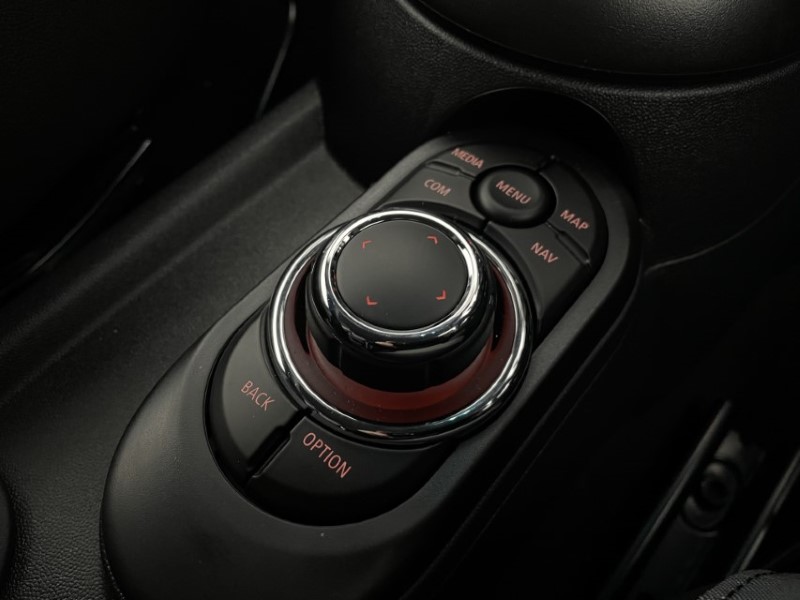 2024 (24) MINI HATCHBACK 2.0 John Cooper Works Premium 3dr 3073400