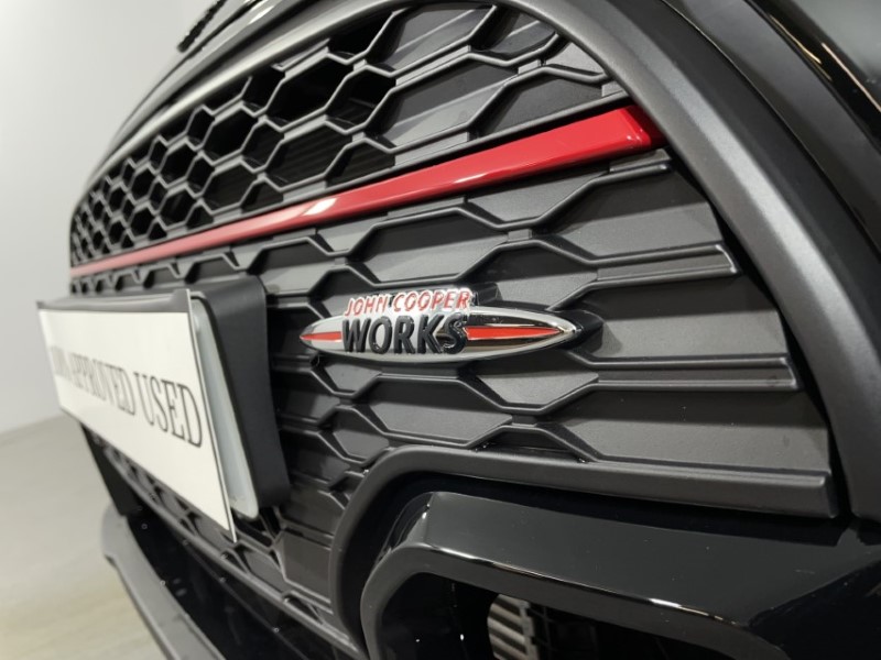 2024 (24) MINI HATCHBACK 2.0 John Cooper Works Premium 3dr 3073439
