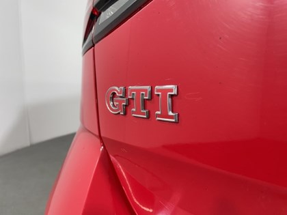 2019 (19) VOLKSWAGEN GOLF 2.0 TSI 245 GTI Performance 5dr
