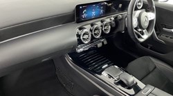 2019 (69) MERCEDES-BENZ A CLASS A180d AMG Line Premium 4dr Auto 3086036