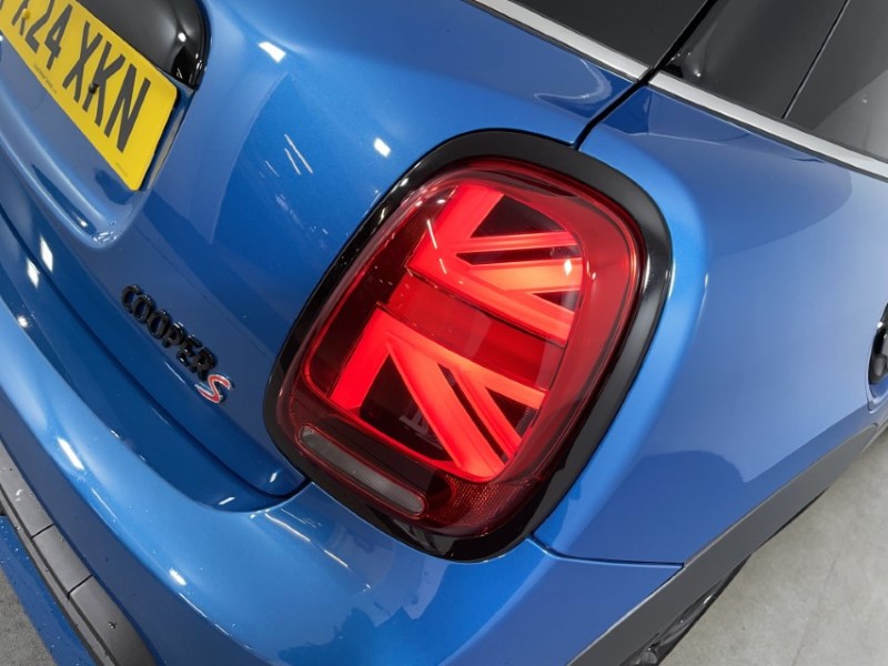 2024 (24) MINI HATCHBACK 2.0 Cooper S Exclusive Premium 5dr 3455947