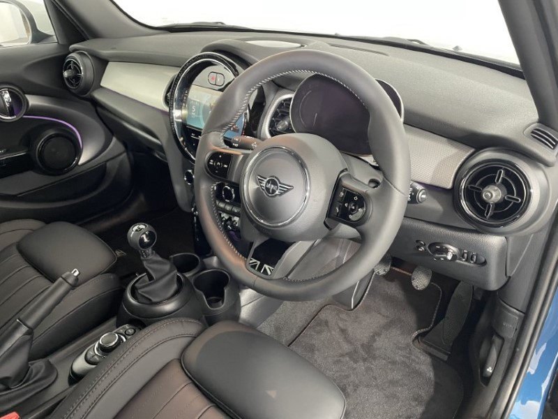 2024 (24) MINI HATCHBACK 2.0 Cooper S Exclusive Premium 5dr 3455938