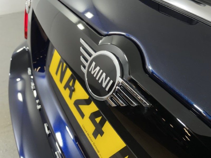 2024 (24) MINI COUNTRYMAN 1.5 Cooper S E Exclusive Prem ALL4 PHEV 5dr Auto 3114256