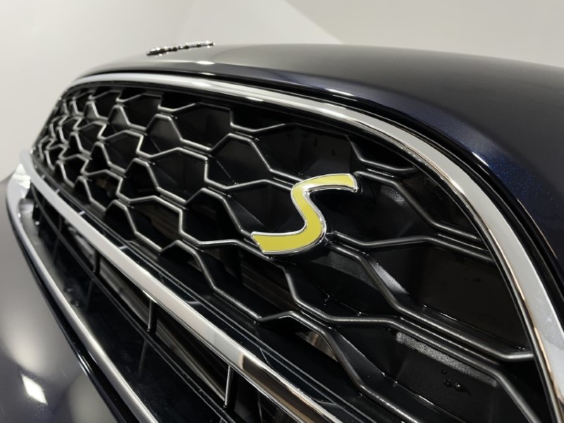 2024 (24) MINI COUNTRYMAN 1.5 Cooper S E Exclusive Prem ALL4 PHEV 5dr Auto 3114284