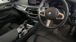 2022 (72) BMW 5 SERIES 520d xDrive MHT M Sport 4dr Step Auto 3108123