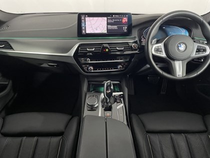 2022 (72) BMW 5 SERIES 520d xDrive MHT M Sport 4dr Step Auto