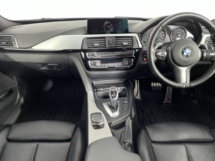 2017 (17) BMW 3 SERIES 330d xDrive M Sport 4dr Step Auto